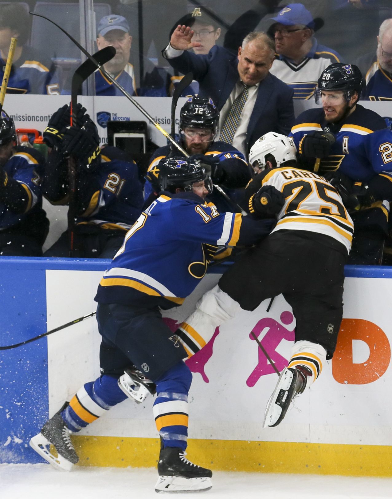 Blues fight for the cup in Game 6 of the Stanley Cup Finals
